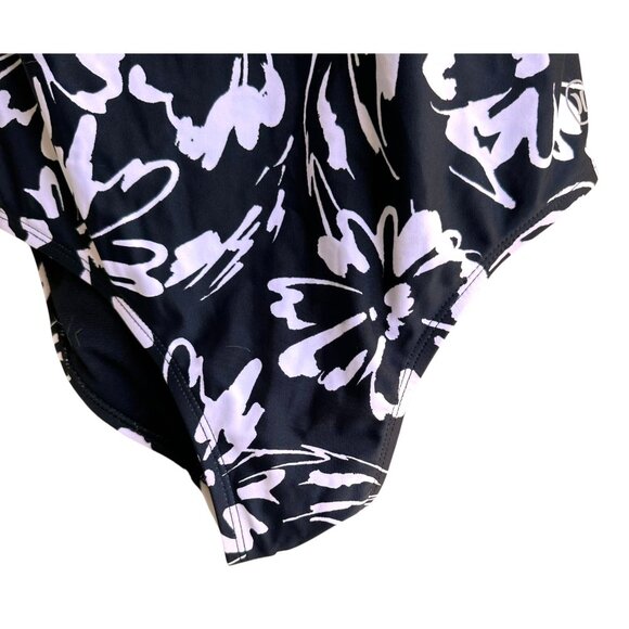 Hurley Swimsuit Small Petite SP Black White One Piece Floral Floral Beach Cruise - Picture 4 of 12